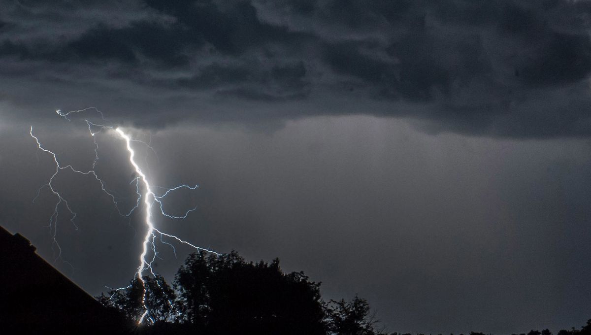 orages grelons geants dans l est degats en ile de france