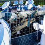 ses renforce son pari sur la connexion des mobiles par satel
