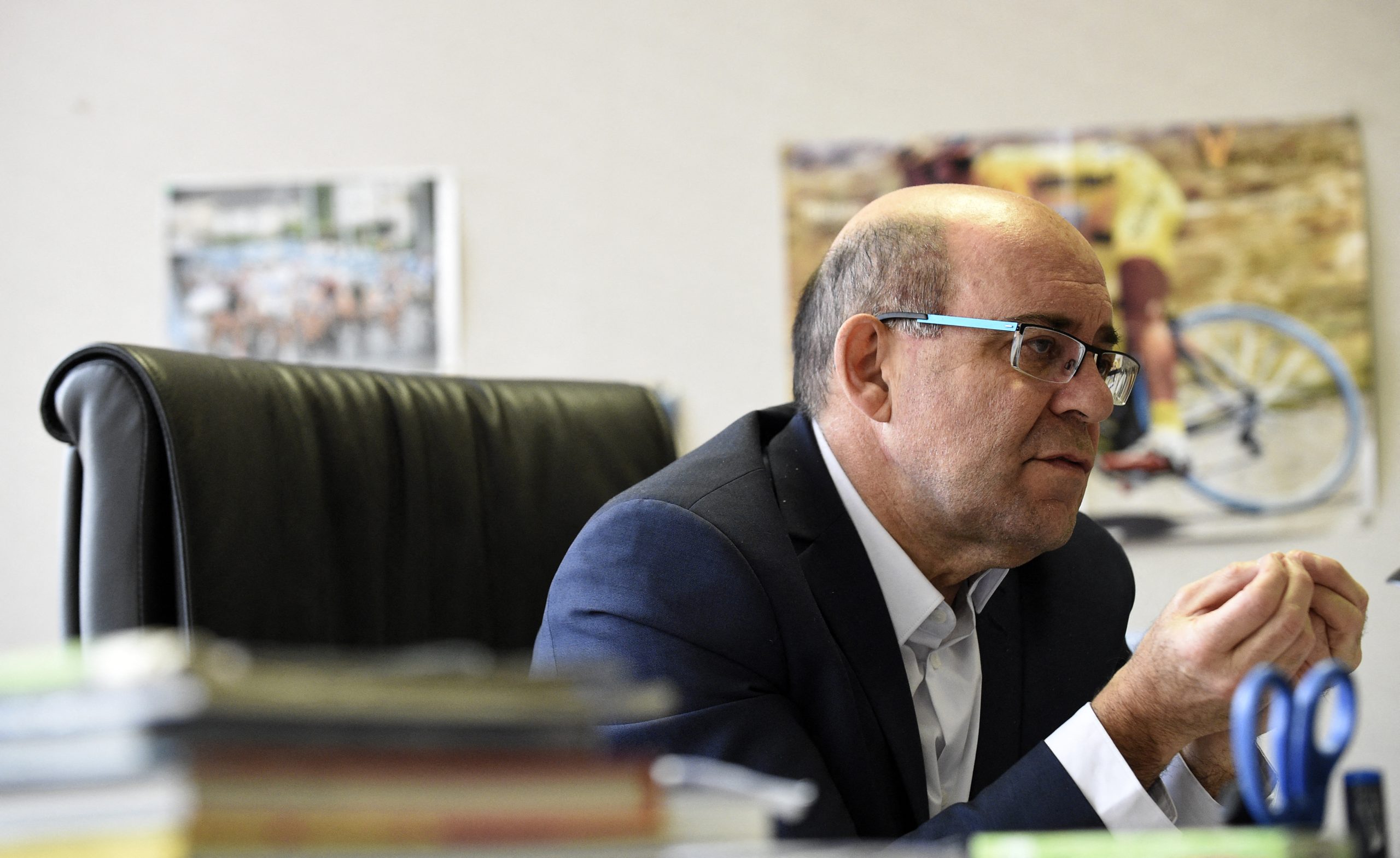 fameck deux demineurs blesses par un courrier destine au mai