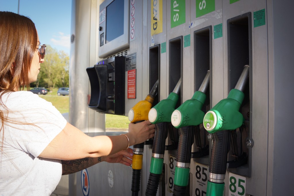 carburants l essence bat son record de l annee au luxembourg