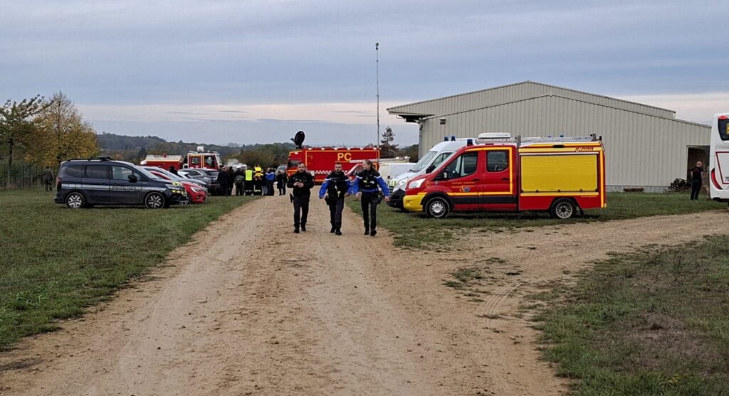 crash d un mirage pres de nancy le pilote tue un militaire r