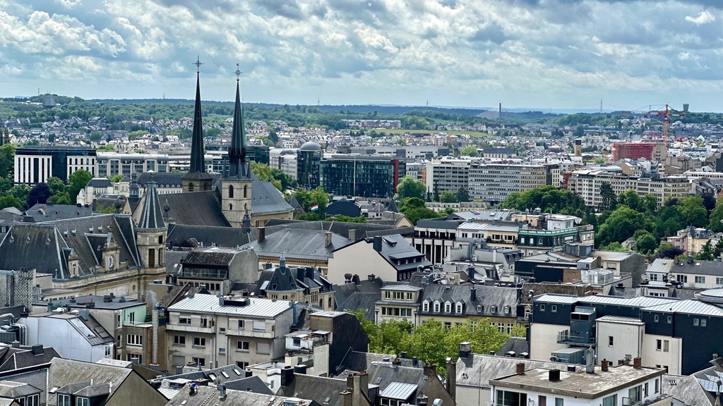 democratie 7 residents sur 10 veulent qu on la renforce au l