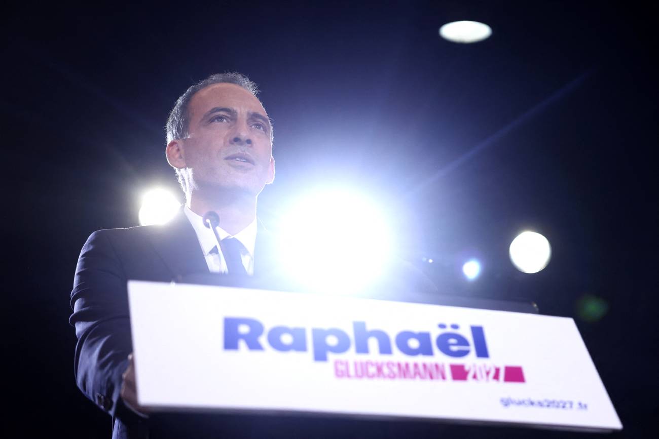 glucksmann candidat de la gauche le ps prive des siens pour